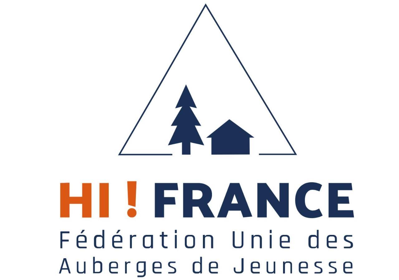 Auberge De Jeunesse Hi ปงตาร์ลีเย ภายนอก รูปภาพ